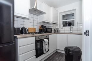 Beech House - With Parking - Telford Vacation rental in Telford
