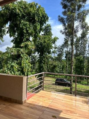 Robasta tropica form Stay - Private waterfalls Vacation rental in Karnataka