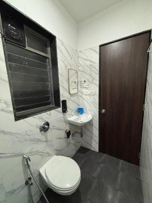 UK Iridium Near Nesco Vacation rental in Mumbai