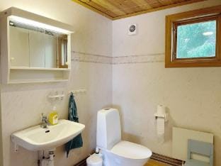 Cottage with Sea View and Sauna Vacation rental in Stockholm County