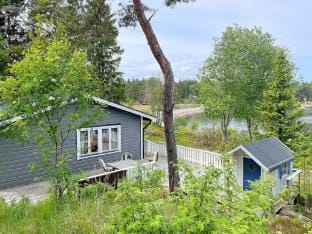 Cottage with Sea View and Sauna Vacation rental in Stockholm County