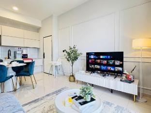 Lv52 High Floor City View 2BR @ Space Residency Vacation rental in Johor Bahru