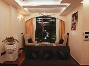 NEST - Luxe & private 2BHK Apartment Vacation rental in Delhi