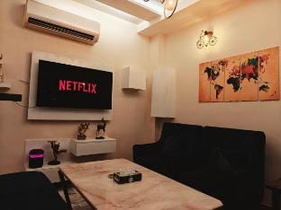 NEST - Luxe & private 2BHK Apartment Vacation rental in Delhi