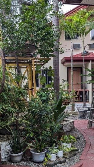 Budget House with shared pool Vacation rental in San Juan