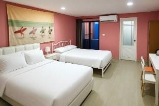 MonthlyRent Cheap/Include Electric/Patong Beach/ family Room Balcony/3person-L Vacation rental in Patong
