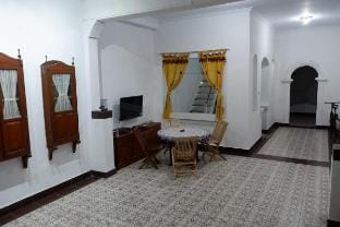 Omah Kuwitan, Traditional Java Home & Hospitality Vacation rental in Yogyakarta