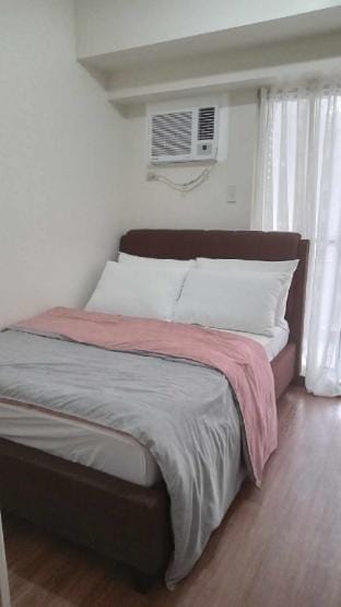 One Bedroom Unit at the Orabella Vacation rental in Pasig