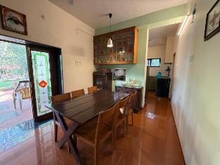 Roshan - The Perfect  Getaway
4 Bedrooms, 5 Beds Vacation rental in Lonavla