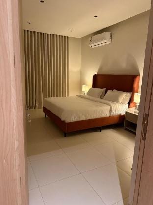 A Modern Two Bedrooms - AlMalqa Vacation rental in Riyadh