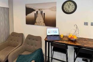 Stylish 1Bed Studio- Free Parking in London Zone 3 Vacation rental in London Borough of Southwark