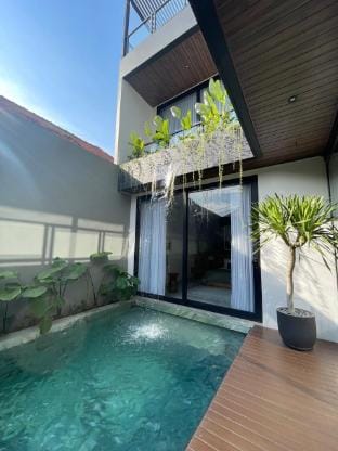 3BR Luxury Villa with Rooftop & Pool in Berawa Vacation rental in North Kuta