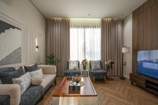 1BR & Lounge | Luxury suite in Al zahra | TV 65" Vacation rental in Jeddah
