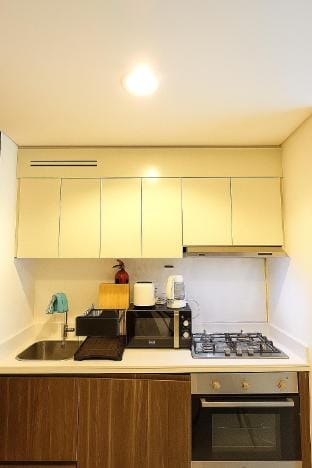 1BHK | Business Bay | Near Metro | Canal View (605 Vacation rental in Dubai