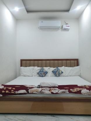 Deluxe Ac 1 Vacation rental in Varanasi