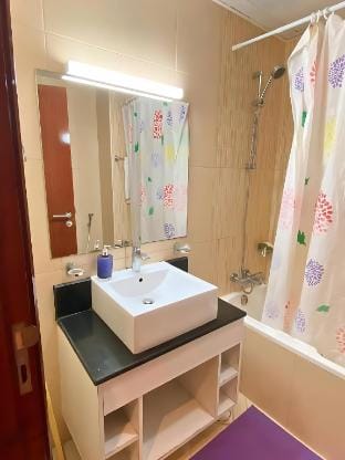 Stylish Serene 2BHK in the Heart of the City. Vacation rental in Ajman