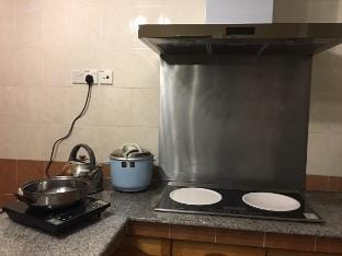 Jo's Place @ CIC Op Centrum 10pax 3rm + Netflix Vacation rental in Brinchang
