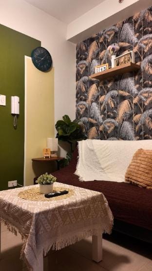 Cozy Condo near MOA & NAIA | PS4 + Netflix + Wi-Fi Vacation rental in Pasay