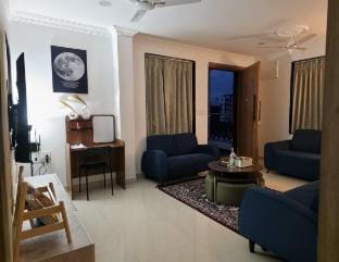 Urban Lakeview Suites _ Suchitra 301 Vacation rental in Secunderabad