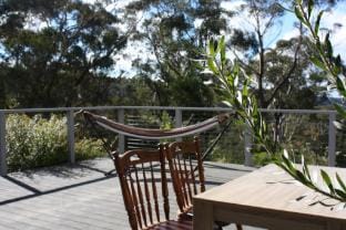 Govetts Leap lookout cottage with sauna Vacation rental in Blackheath