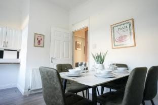 Alexandra House Vacation rental in Kirkcaldy