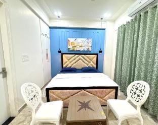 The Olivia|Luxury Stay|step away from Laxman Jhula Vacation rental in Rishikesh