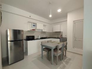 Beach Front Vacation Awaits you! Vacation rental in Western Province