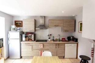 Lovely gîte for 2 in the forest beside the lake Vacation rental in Mimizan