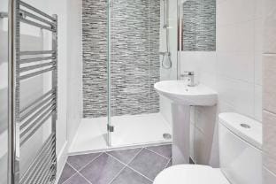 Modern Home with Garden, Corby Vacation rental in Corby