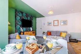 Buxton_Peak District - Stylish 2-Bed | Heart of Bu Vacation rental in High Peak District
