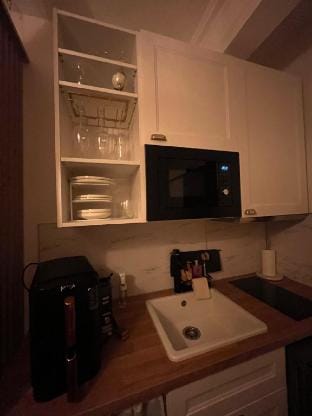 Little Hotel by Laura – Cosy, Parking & Netflix Vacation rental in Toulouse