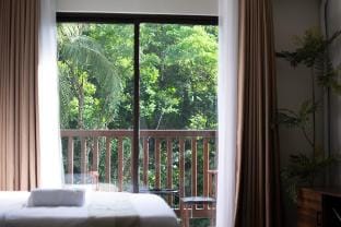 Apartment in Tagaytay & FREE Parking Vacation rental in Tagaytay