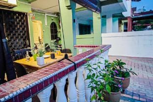 Lovely Home at Bandar Sunway by HCK Vacation rental in Subang Jaya
