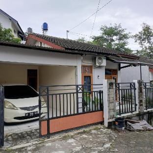 Homestay 3km to Malioboro | Ndalem Tentrem Tiga Vacation rental in Yogyakarta