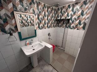 Modern set of 3 Double bedrooms Dharamshala Vacation rental in Himachal Pradesh
