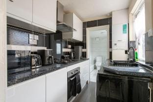 Relax&Unwind Stylish 4BR Home, WiFi, Free Parking! Vacation rental in Croydon