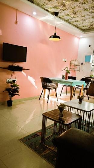 La Vida  2BHK  Vagator | Pool | 5 mins to Beach Vacation rental in Goa, India