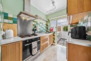 Spacious 3 bd Garden M25, Free Parking,Bluewater Vacation rental in Dartford