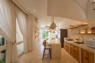 Lux 2room villa with pool,10 min to canggu Vacation rental in North Kuta