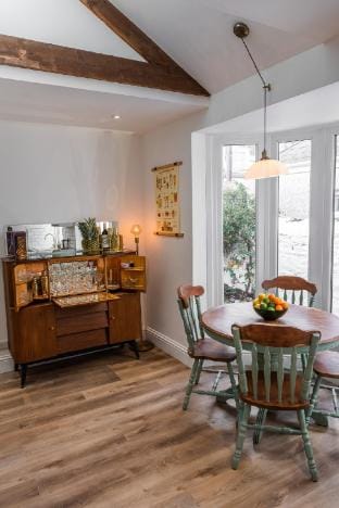 Spacious Victorian 4‑Bed Retreat I Cocktail Bar Vacation rental in Plymouth