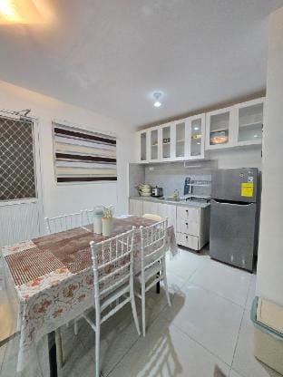 Cozy4BR Davao HomeStay near Airport & Mall for12 Vacation rental in Davao City