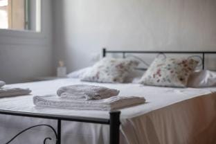Riverfront Room • Stunning View & Private Bath Vacation rental in Veneto