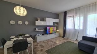 Hapton House Big Mama – Parking & Venice Access Vacation rental in Venice