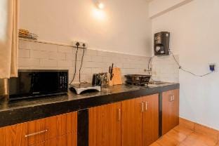 #B203O-Pool+Balc+Kitchen+AC+Wifi+PwBckup@Calangute Vacation rental in Calangute