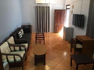*E1-1BHK+AC+Wifi+PwBkup+Kitchen@CandolimBchRd Vacation rental in Calangute