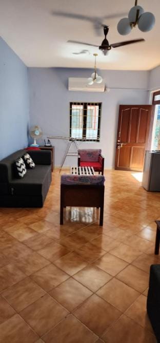 *E1-1BHK+AC+Wifi+PwBkup+Kitchen@CandolimBchRd Vacation rental in Calangute
