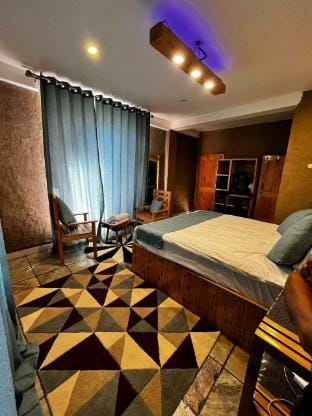 Mud Room with mountain view Vacation rental in Himachal Pradesh