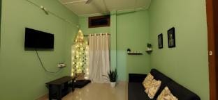 Oudri Stay-2
Private Couple friendly 1bhk Unit Vacation rental in Bangladesh