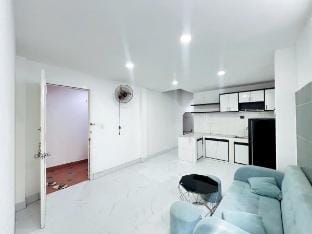 Fully furnished apartment, near station, park Vacation rental in Ho Chi Minh City