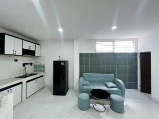 Fully furnished apartment, near station, park Vacation rental in Ho Chi Minh City